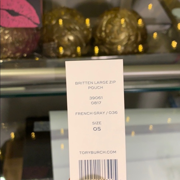 Tory Burch Britten Large ZIP Pouch/wristlet - Picture 8 of 9